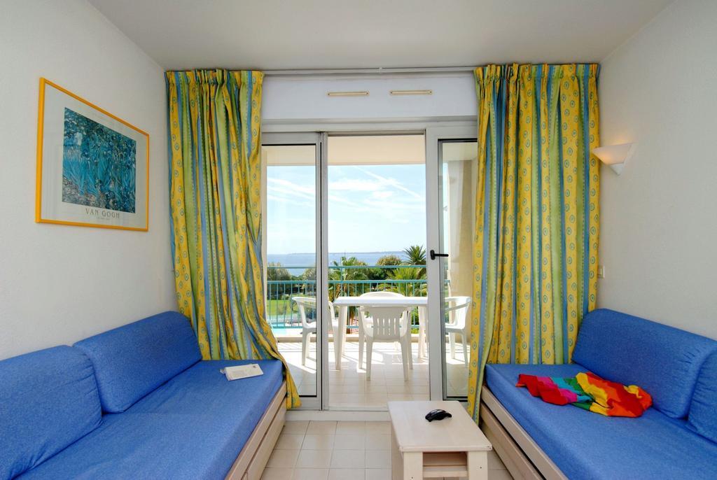 Residence Odalys Les Pins Bleus Juan-les-Pins Room photo